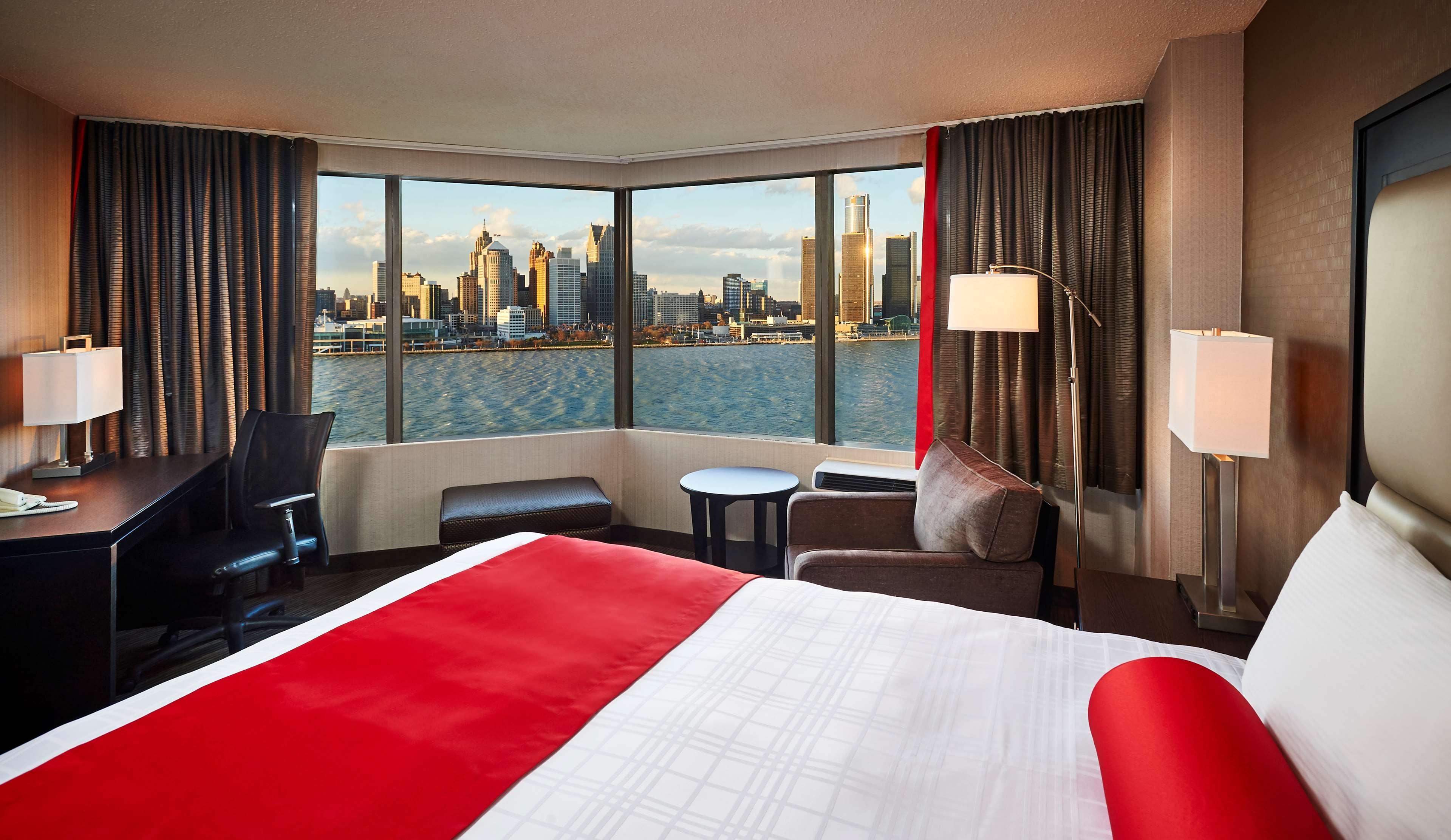 Best Western Plus Waterfront Hotel Windsor Extérieur photo