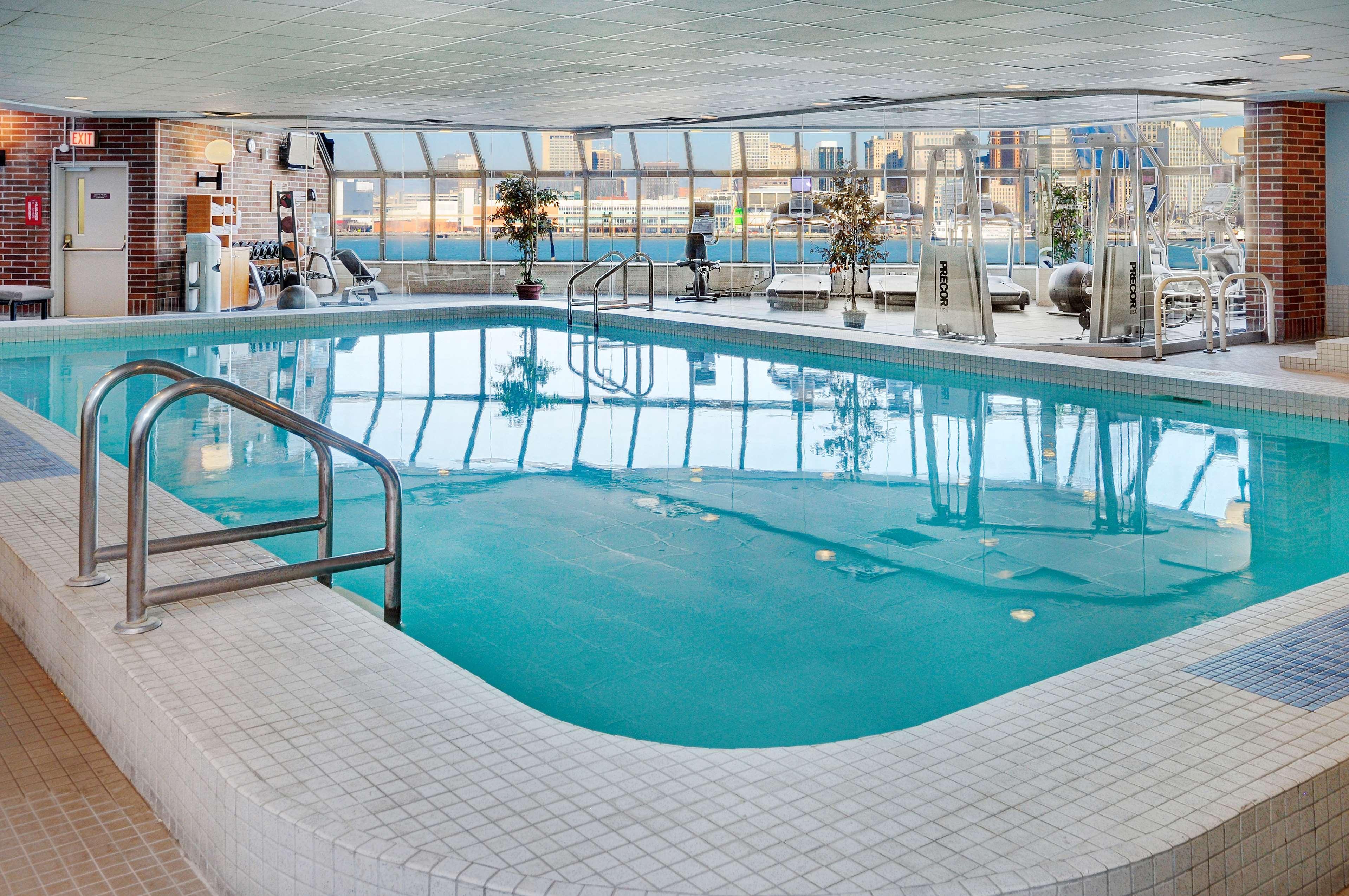 Best Western Plus Waterfront Hotel Windsor Extérieur photo