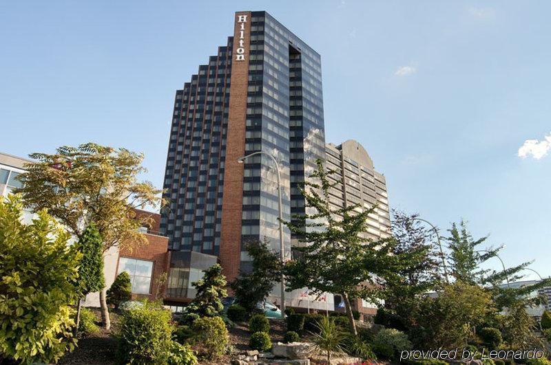 Best Western Plus Waterfront Hotel Windsor Extérieur photo
