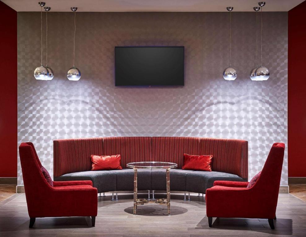 Best Western Plus Waterfront Hotel Windsor Extérieur photo