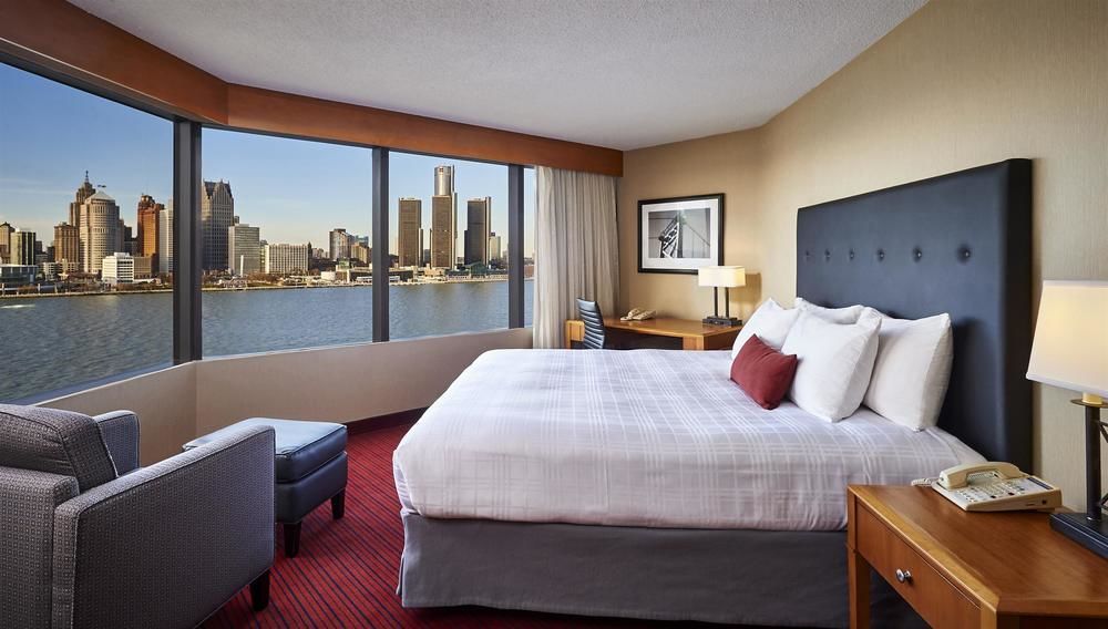 Best Western Plus Waterfront Hotel Windsor Extérieur photo